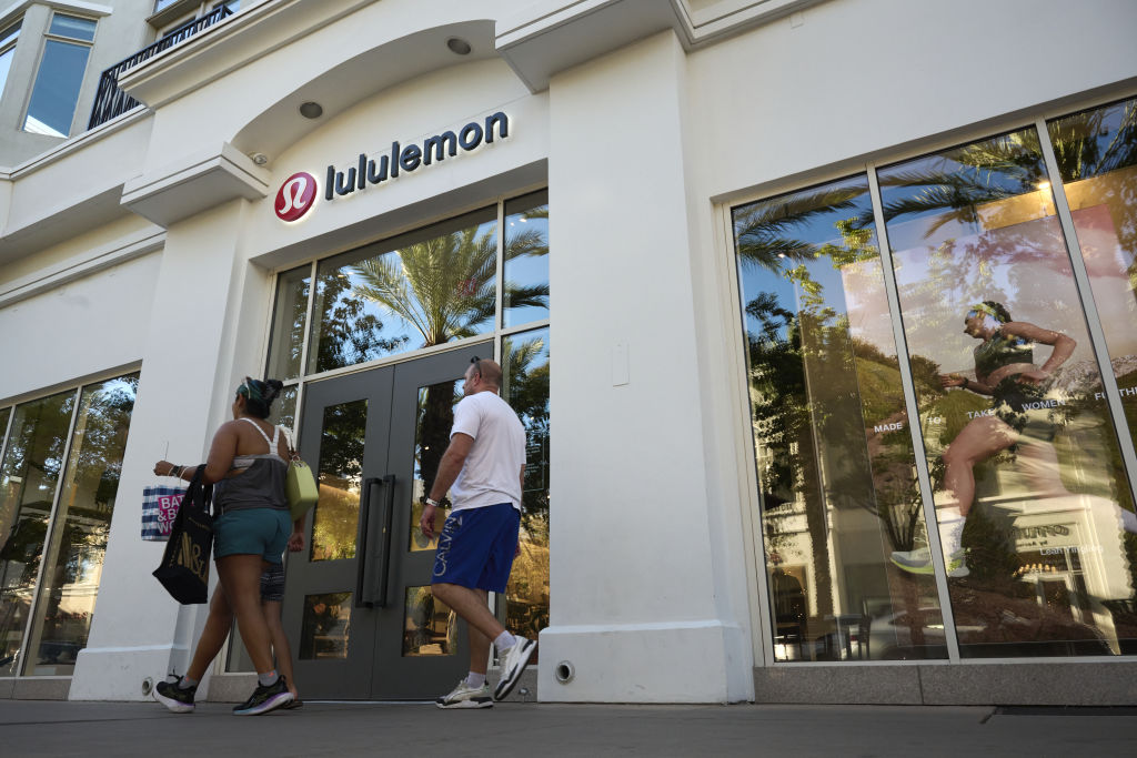Lululemon Says Sales Soar but Supply Chain Remains a Concern - The